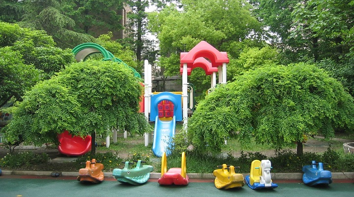 幼兒園戶外游樂環境的經典元素